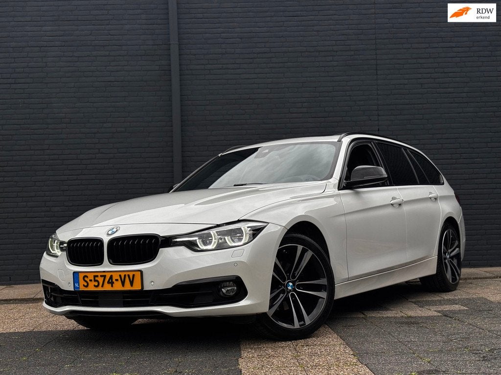 BMW 3-serie Touring 320i xDrive M Sport Edition | Pano | HUD, Automaat, 1998 cc, 15 km/l, 4 cilinders