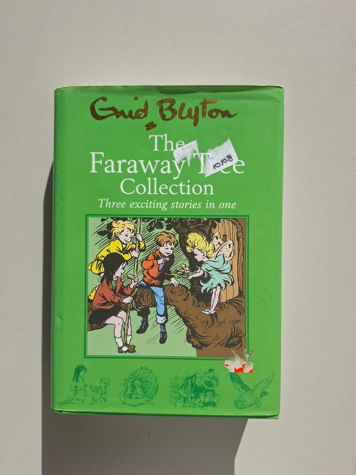 The Faraway Tree Collection - Enid Blyton, Ophalen of Verzenden, Zo goed als nieuw, Enid Blyton, Sprookjes