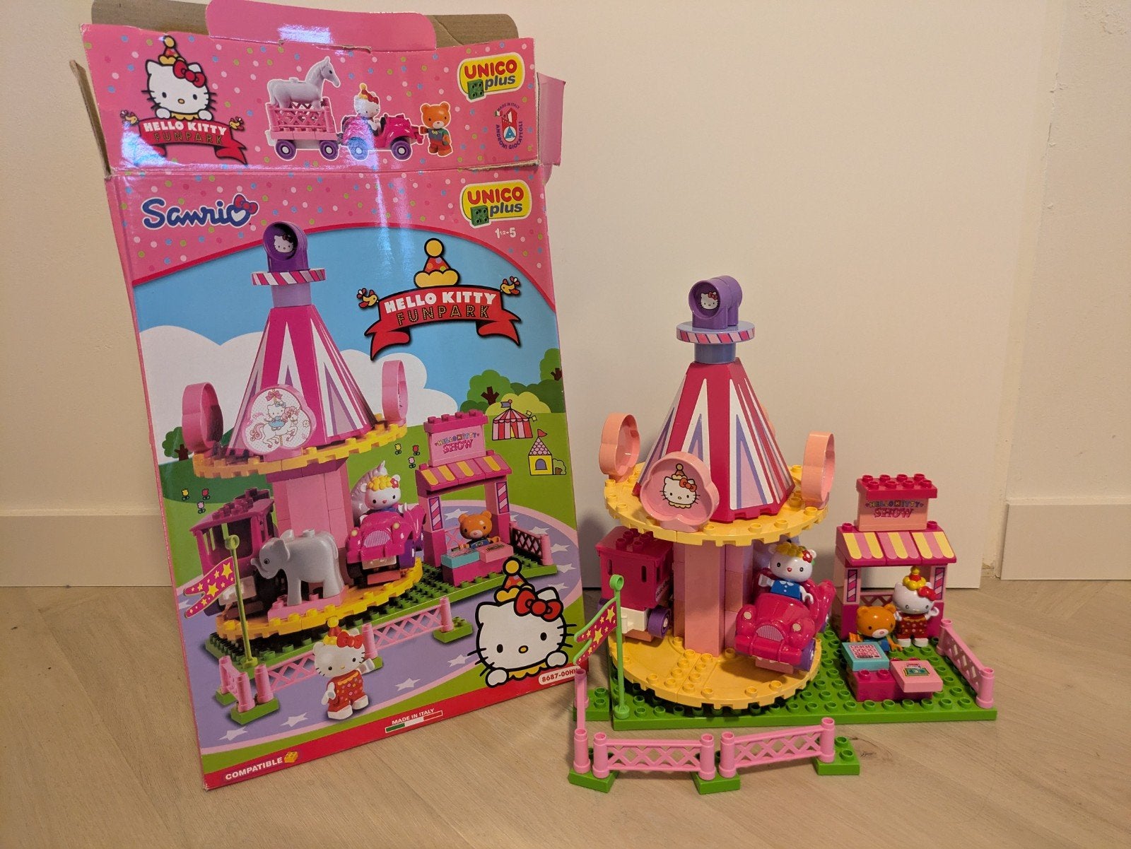 Unico Plus Hello Kitty Funpark Bouwset, Ophalen of Verzenden, Gebruikt, Overige merken