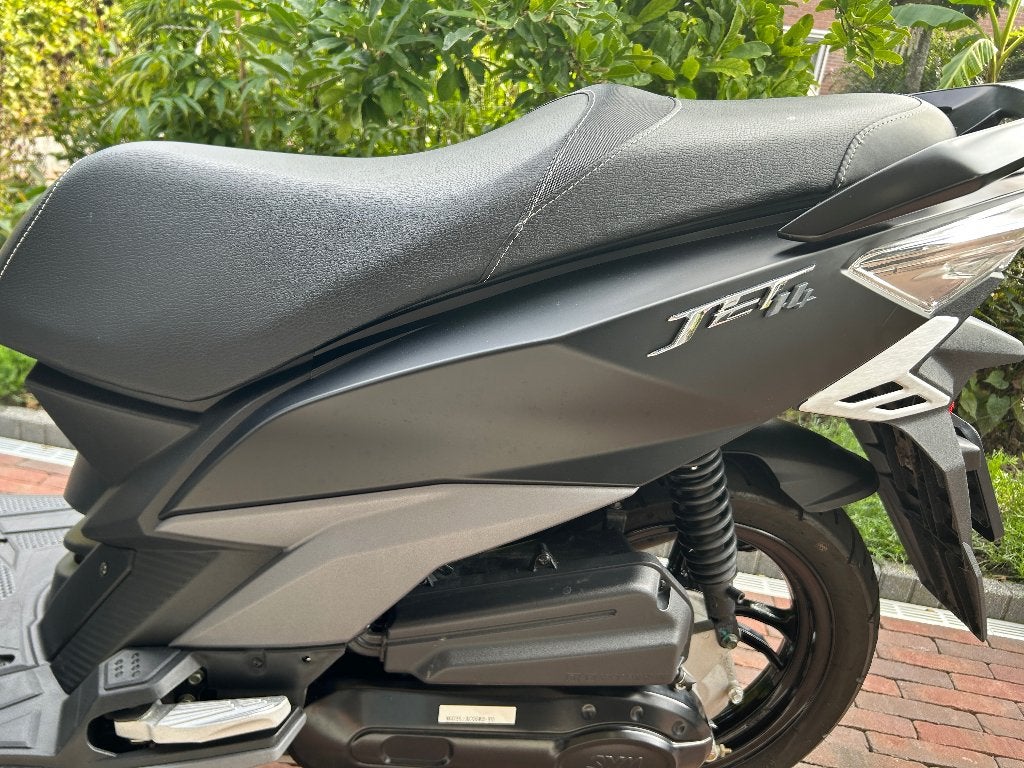 Foto 7 van Sym jet 14 - 50cc geel kenteken 45 km/h