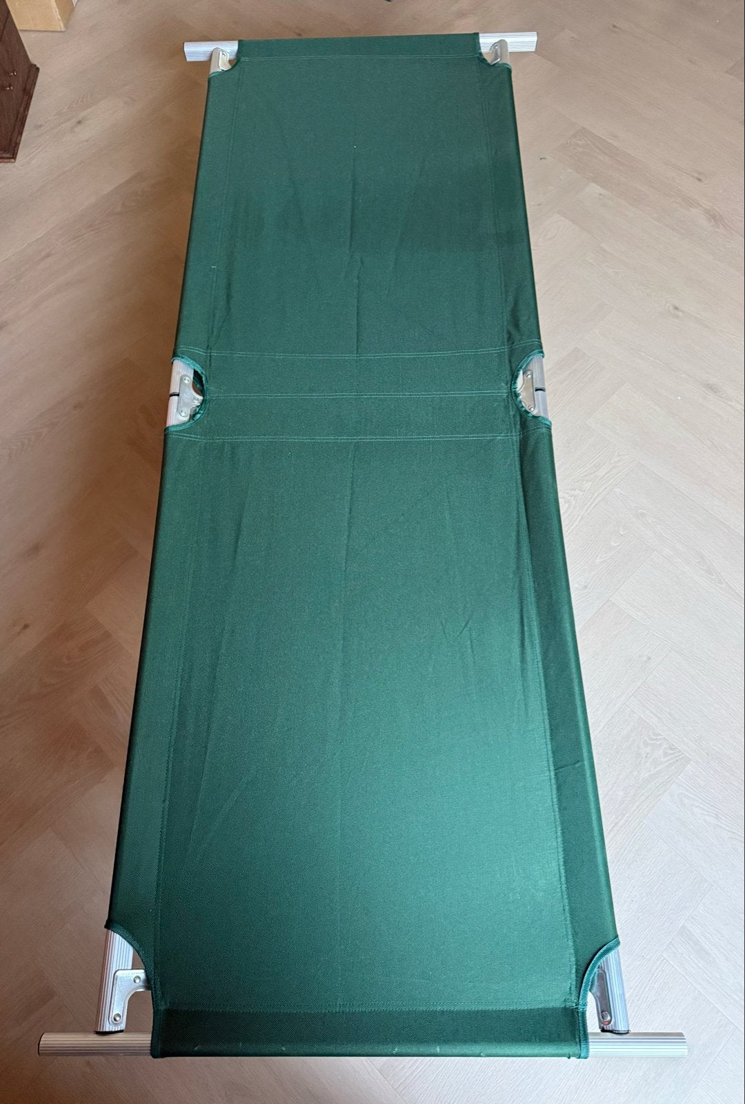 Gelert inklapbaar veldbed (2 stuks), Ophalen, Gebruikt