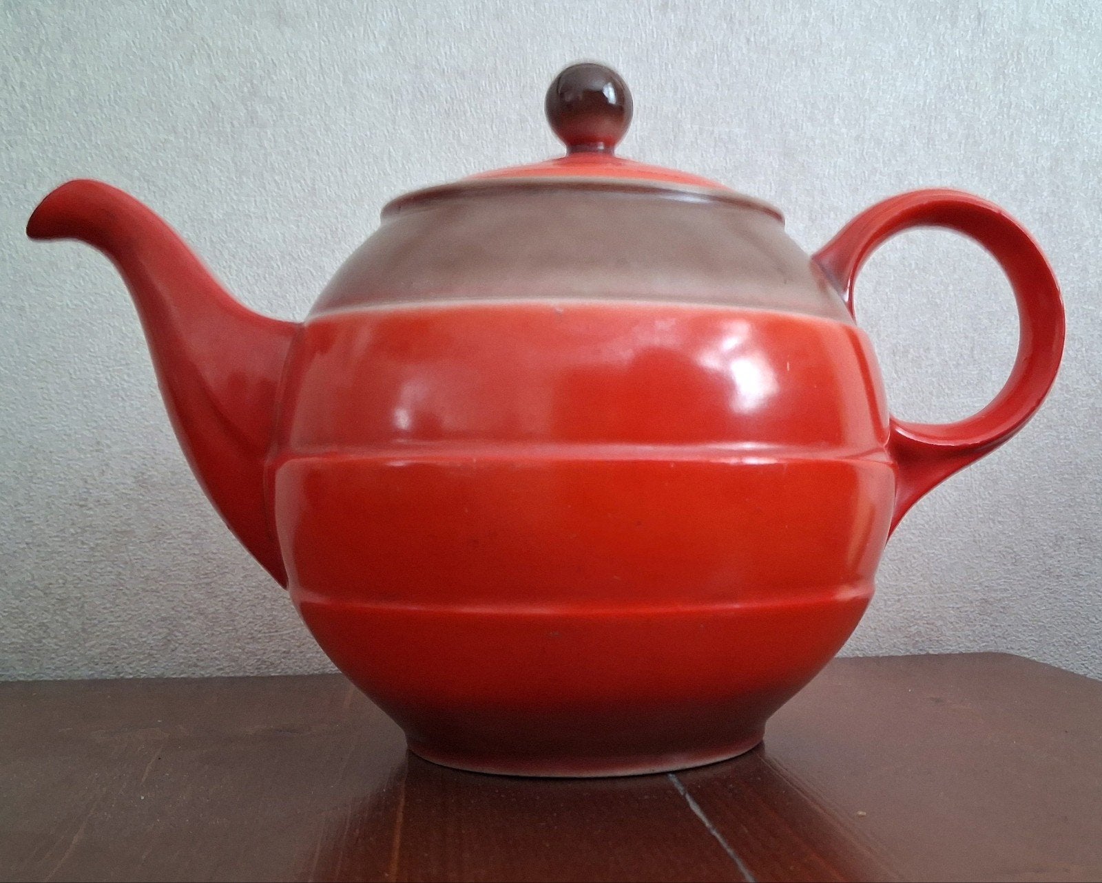Art Deco theepot rood/bruin porselein, MOSA, ongemerkt., Theepot/fluitketel, Gebruikt, Verzenden, Steen/keramiek