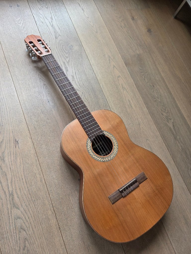 Juan Salvador 2C OP  4/4 - ZGAN, Ophalen, Zo goed als nieuw, Klassieke of Spaanse gitaar