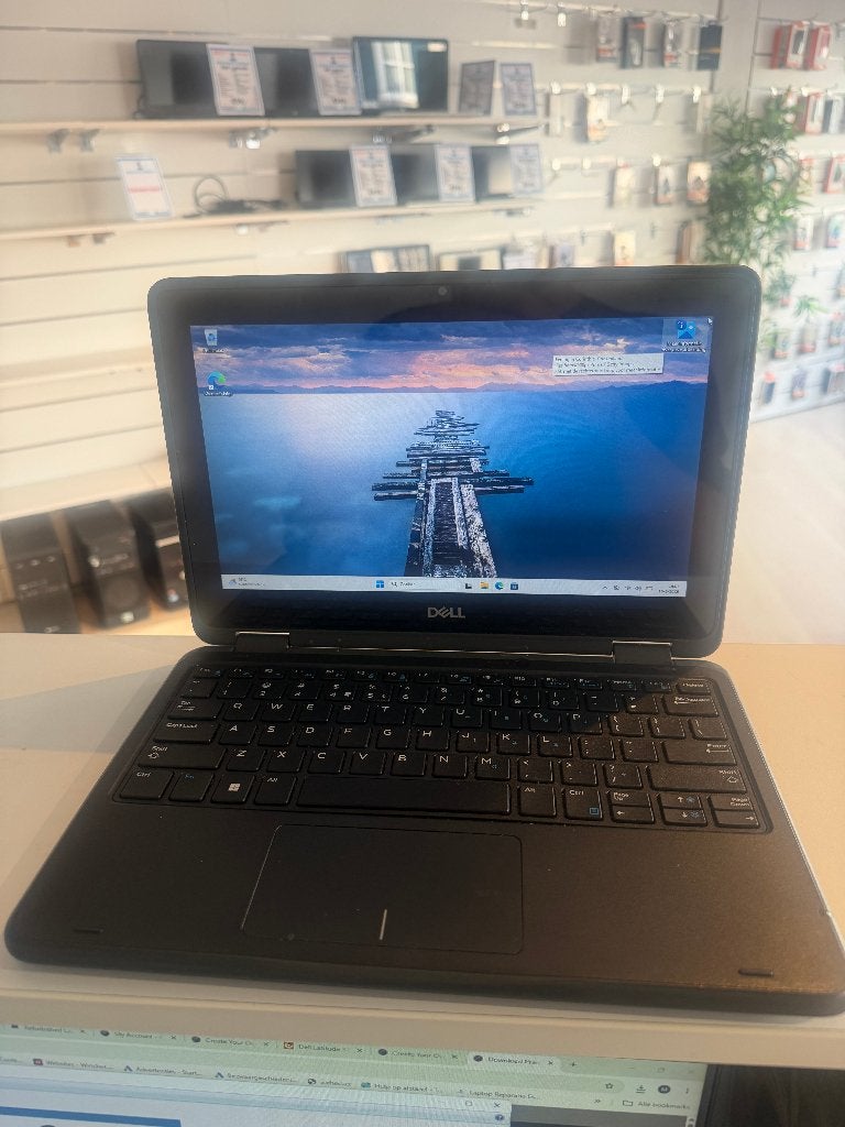 Dell Latitude 3190 2-in-1 TOUCH | 8GB | 128GB SSD | W11 Pro, 2 tot 3 Ghz, Qwerty, 8 GB, 11 inch