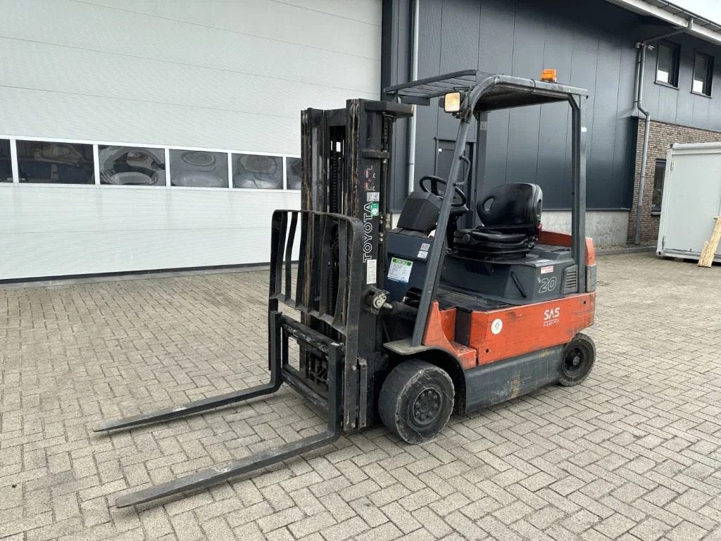 Toyota 7FBMF20 2 ton Triplex Freelift Sideshift Elektra Heft, Heftruck, Ophalen of Verzenden, Toyota, Elektrisch