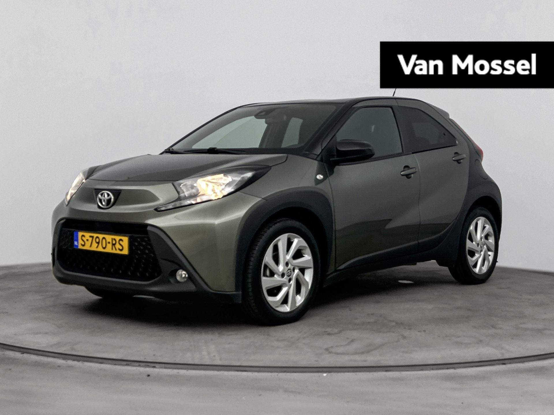 Toyota Aygo X 1.0 VVT-i S-CVT Envy 72PK | Automaat | Navigat