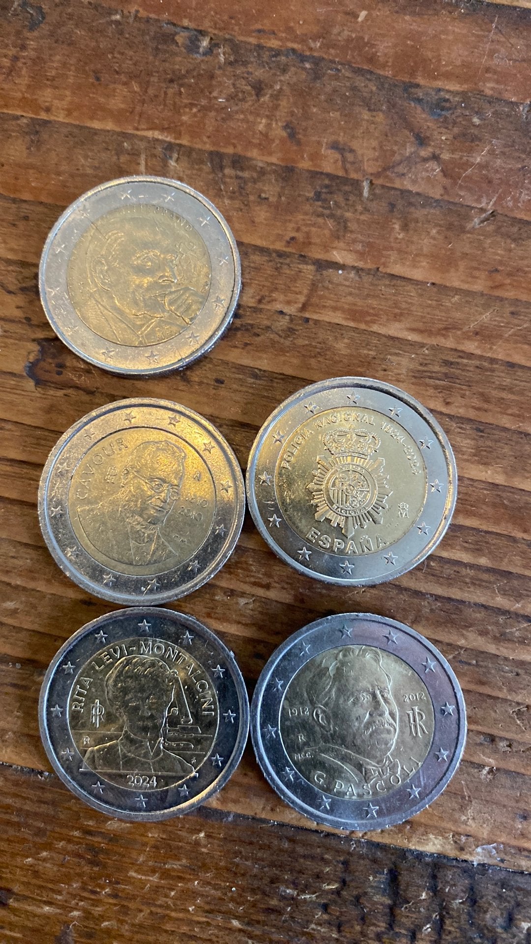 2 keer Italie 2 keer frankrijk ,  1 spanje 2 euro herdenking, Postzegels en Munten, Ophalen of Verzenden, Italië, 2 euro