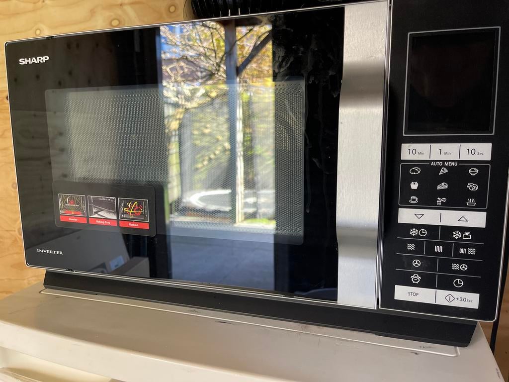Sharp Inverter combi Magnetron - Zo goed als nieuw, Witgoed en Apparatuur, Ovens, Ophalen, Minder dan 45 cm, Zo goed als nieuw