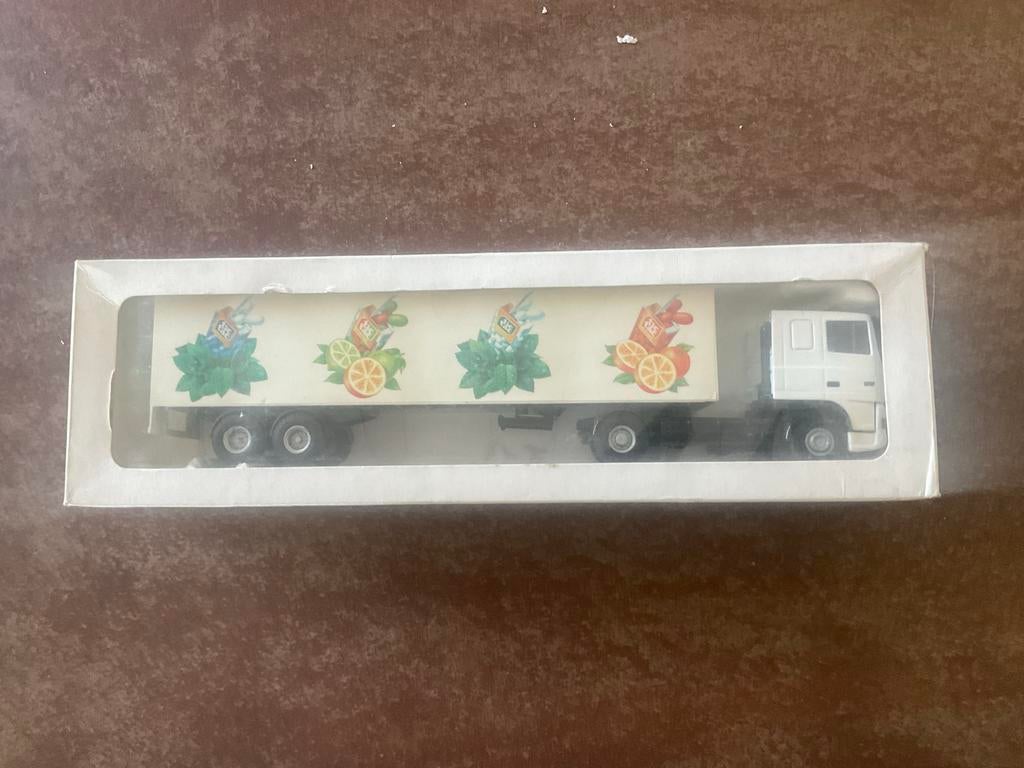 Lion Toys DAF 95 XF Vrachtwagen Tic Tac - Schaalmodel 338, Overige merken, 1:32 tot 1:50, Ophalen of Verzenden, Zo goed als nieuw
