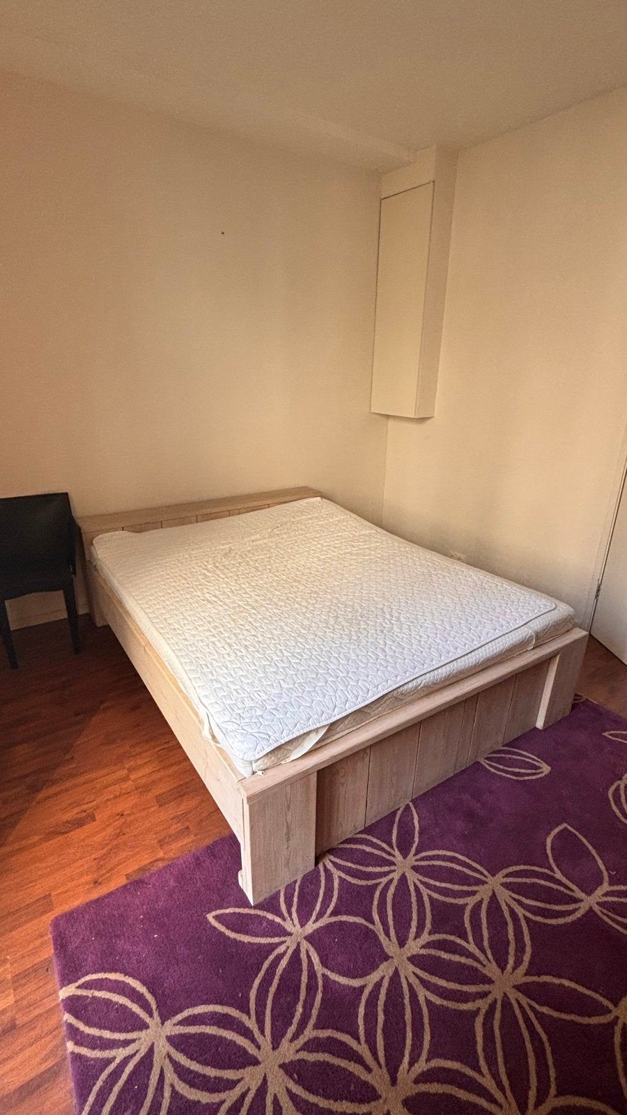 Steiger hout Tweepersoonsbed met matras (160x200 cm), Ophalen, Gebruikt, Beige, Tweepersoons