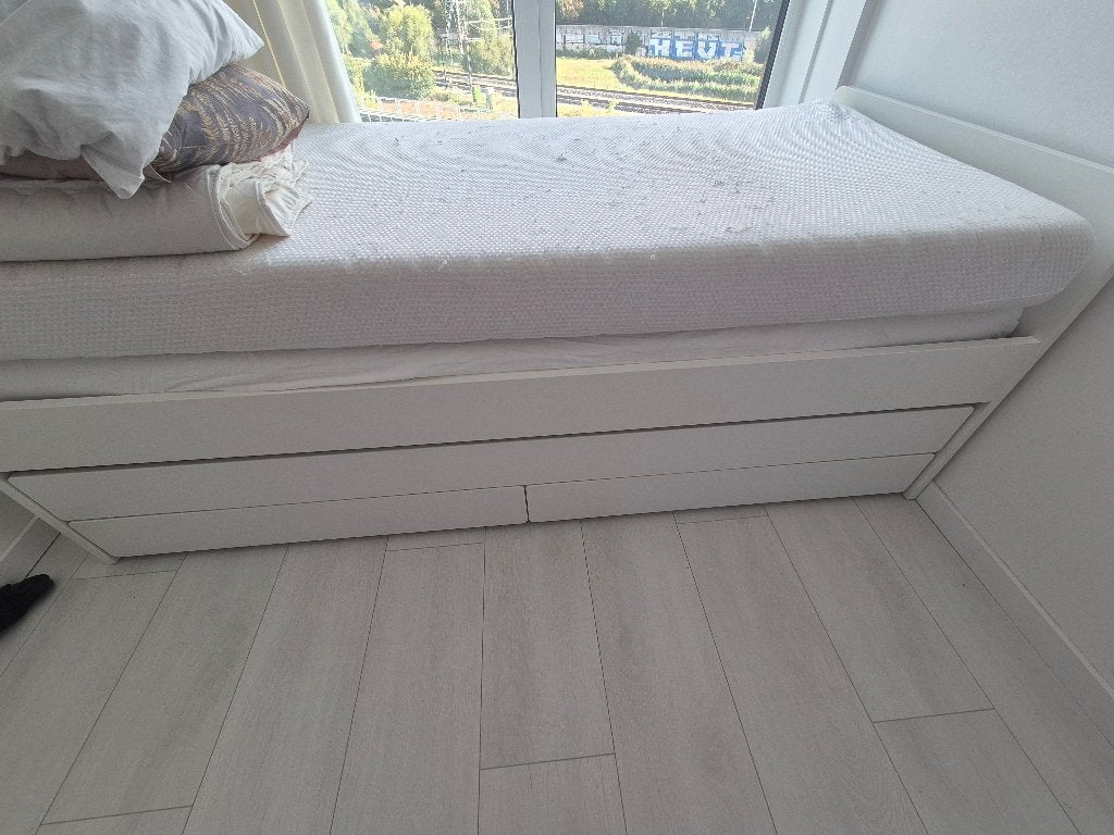 Ikea slakt bed met lades inclusief matrassen, Huis en Inrichting, Ophalen, 90 cm, Eenpersoons, Wit