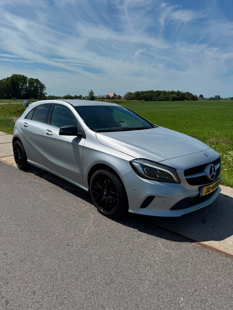 Mercedes-Benz A-Klasse 2.2 CDI A200 AUT 2016 Grijs, Auto's, Mercedes-Benz, 136 pk, Zwart, 4 cilinders, Diesel