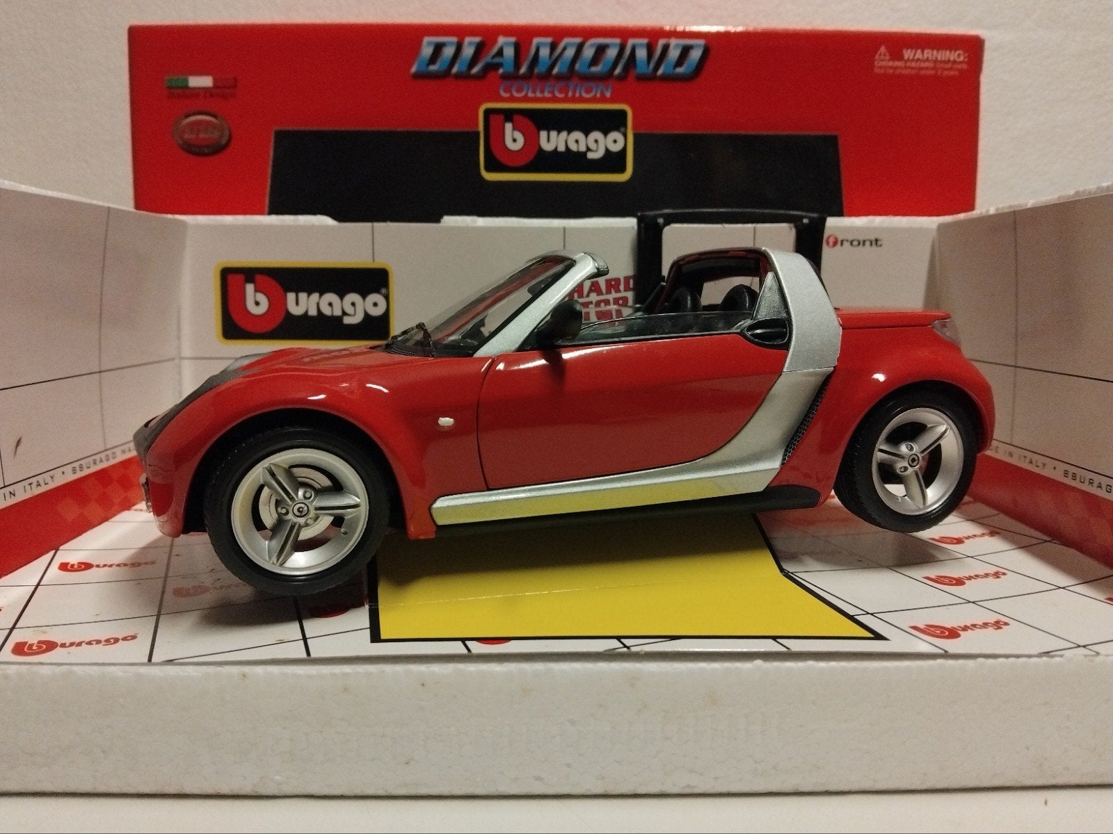 Smart Roadster for two rood incl dakje Bburago 1:18 KRD, Ophalen of Verzenden, Zo goed als nieuw, Auto, Bburago