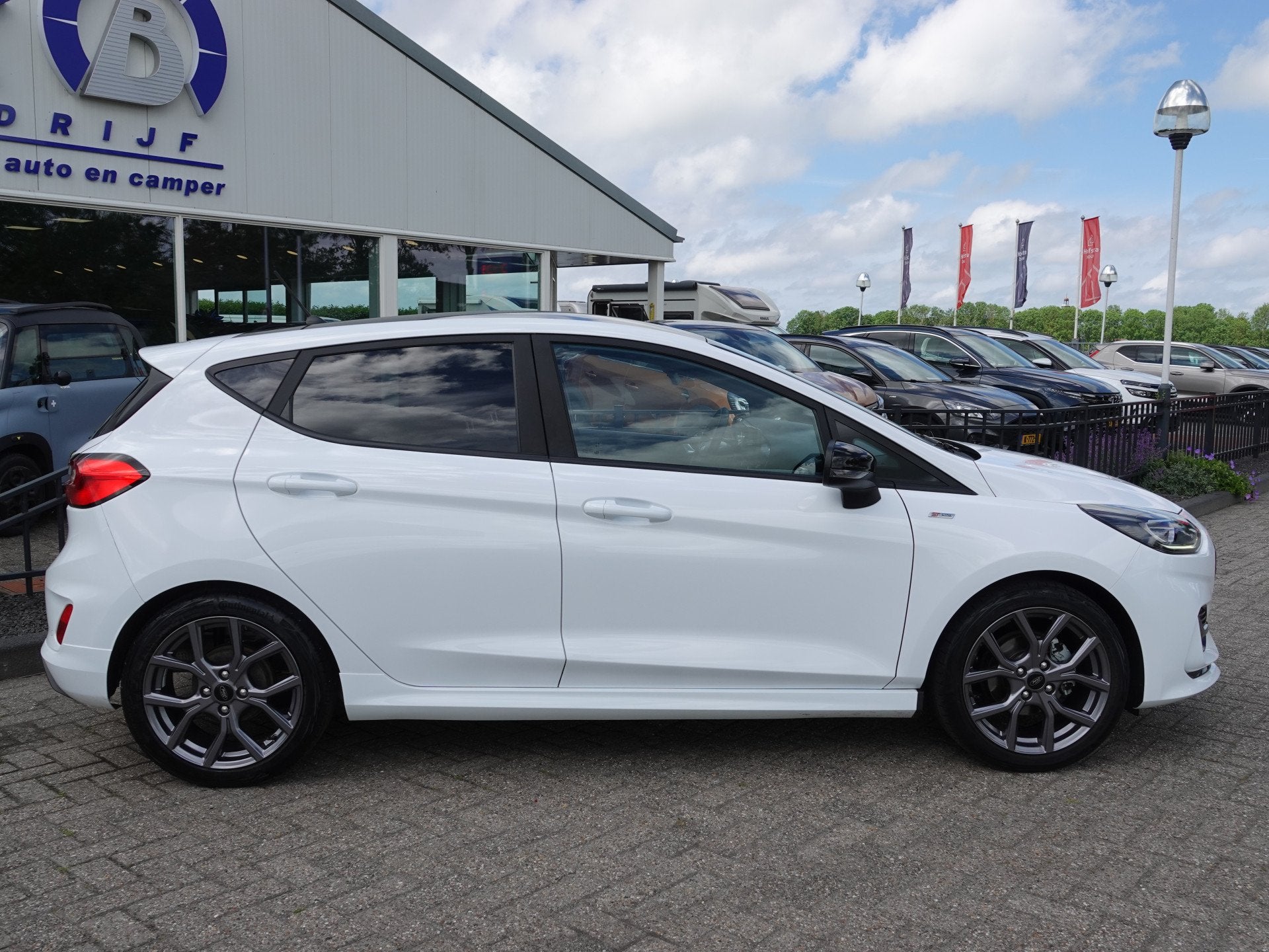 Ford Fiesta 1.0 EcoBoost 125PK Hybrid ST-Line TWO-TONE | WIN, Auto's, Voorwielaandrijving, Gebruikt, Euro 6, Origineel Nederlands