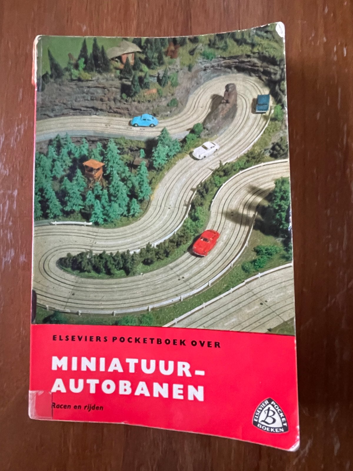 Elseviers Pocketboek over Miniatuur-Autobanen, Boeken, Ophalen of Verzenden, Gelezen, Overige onderwerpen