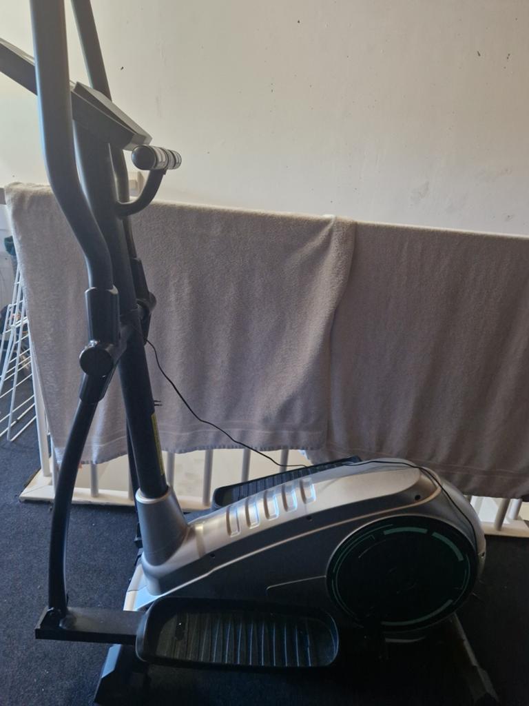 Bluefin Fitness Crosstrainer - Zo goed als nieuw, Sport en Fitness, Ophalen of Verzenden