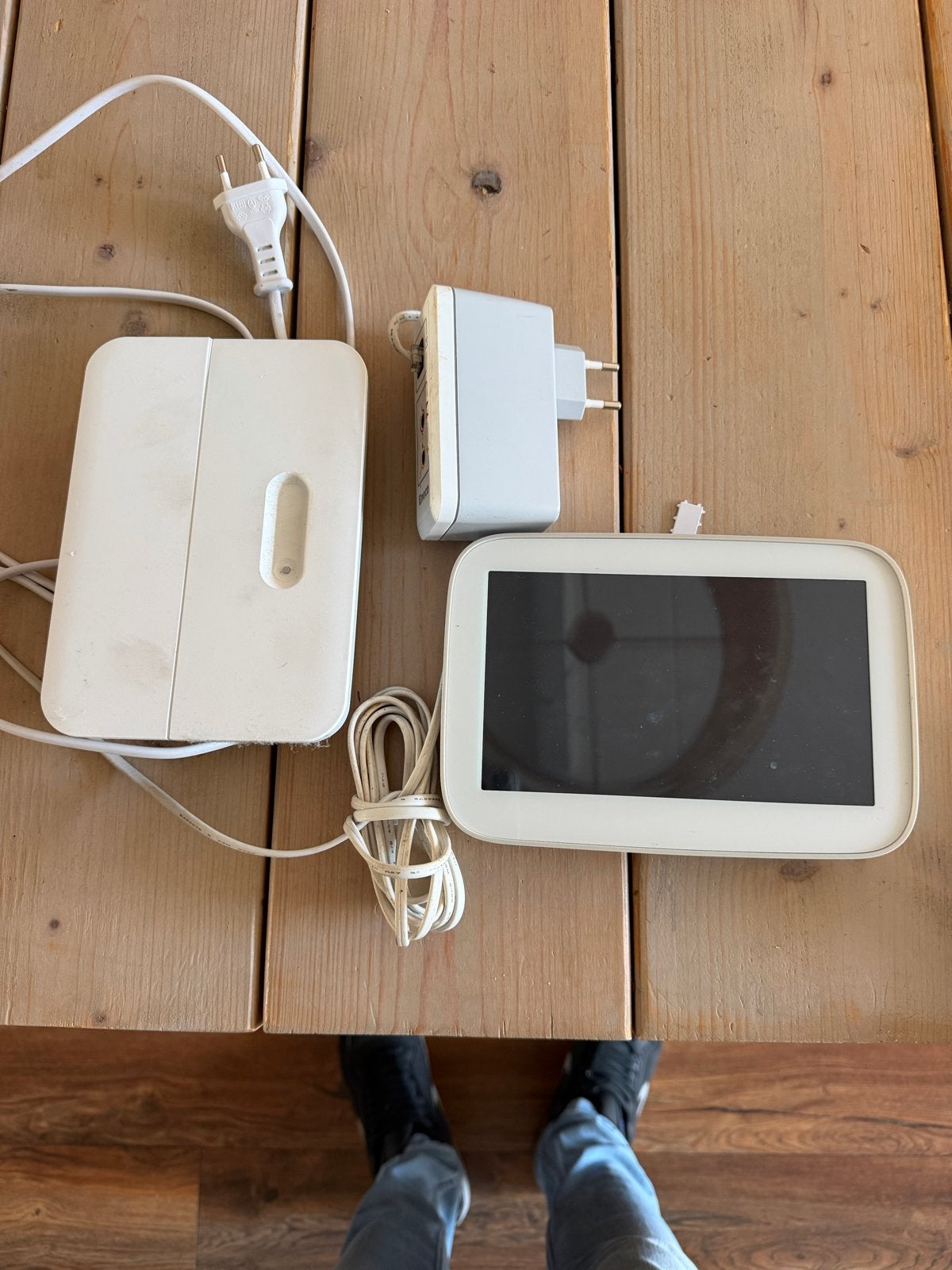 Toon Thermostaat (Geroot) - Compleet met P1-kabel, Doe-het-zelf en Verbouw, Ophalen of Verzenden, Slimme thermostaat, Gebruikt