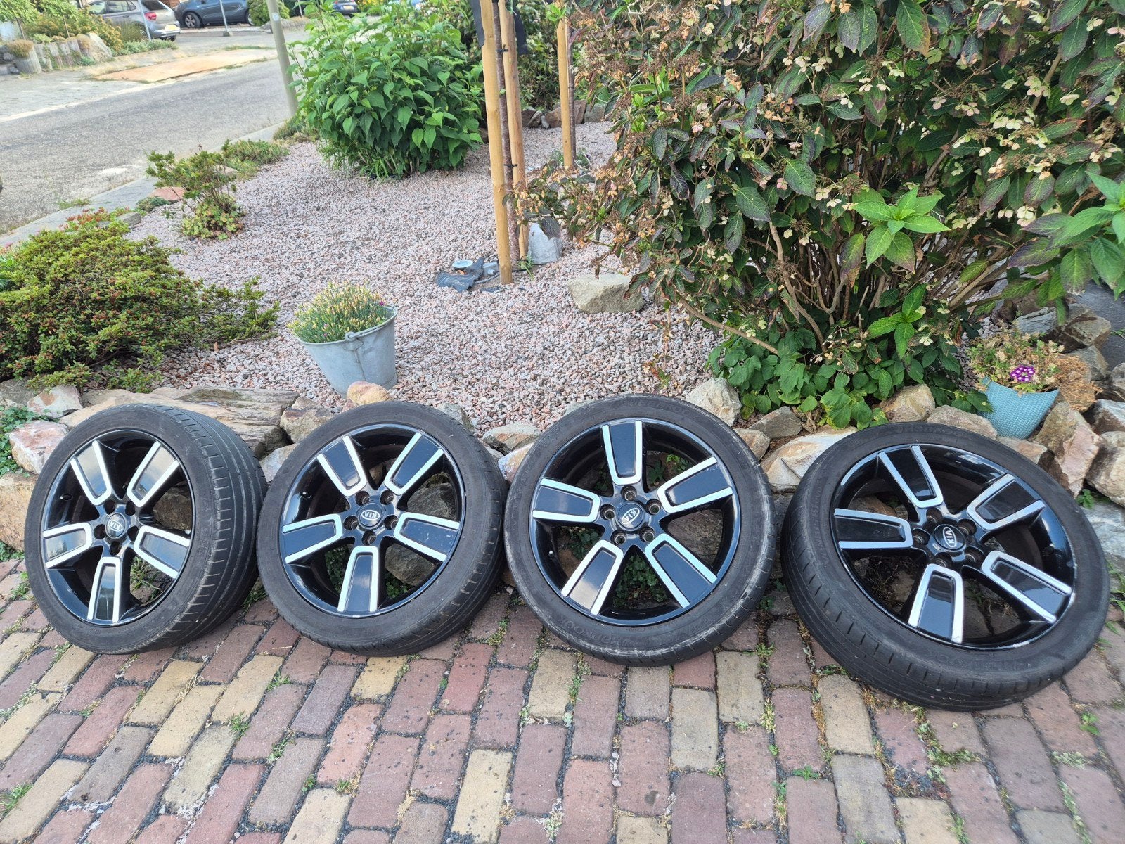 Kia Sportage 18 inch velgen met Hankook zomerbanden, Ophalen, 18 inch, Gebruikt, Banden en Velgen