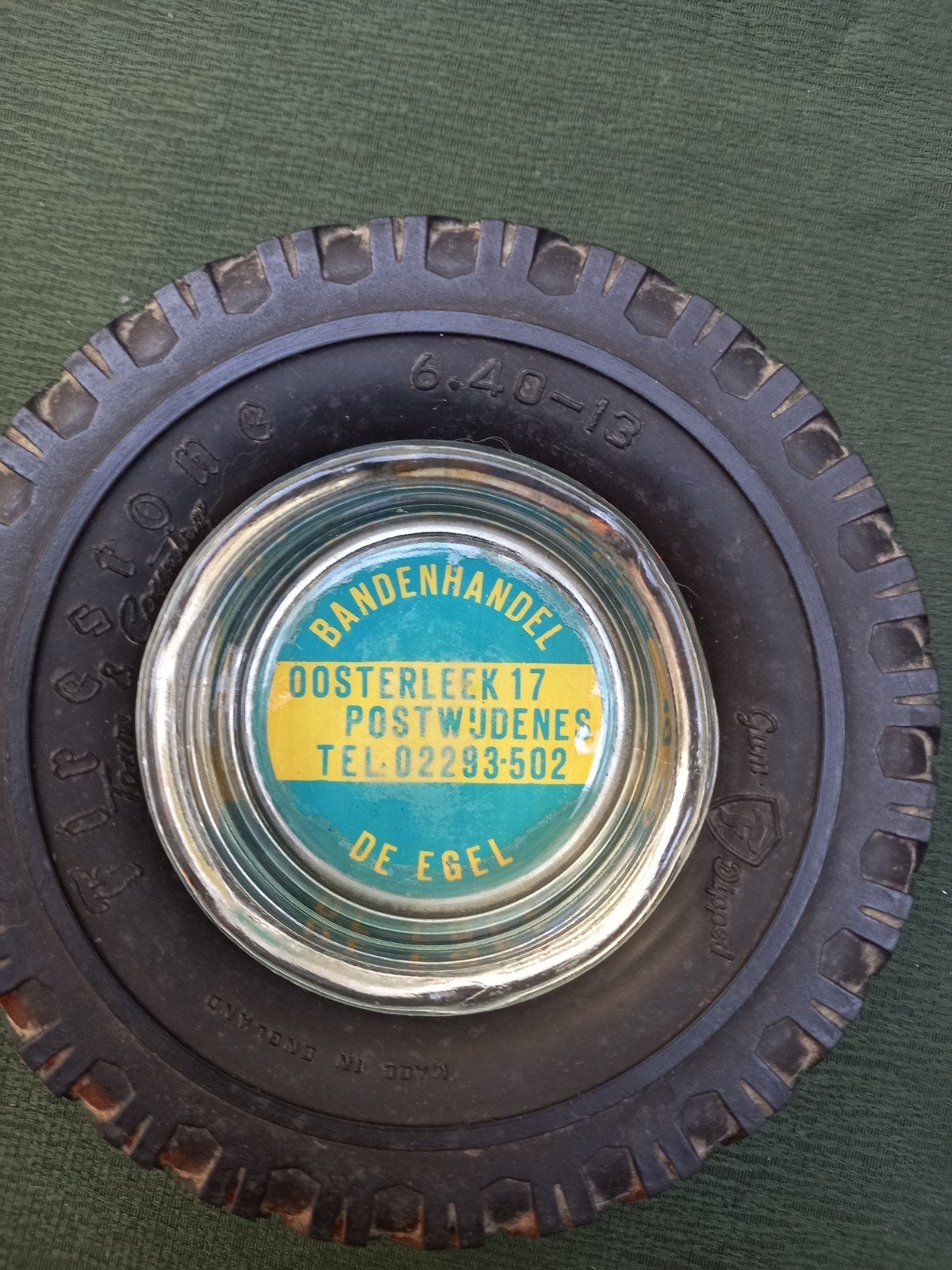 Vintage jaren '60 asbak met "autoband"., Verzamelen, Ophalen of Verzenden, Gebruikt, Asbak