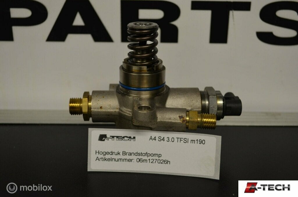 Brandstofpomp Audi A4 B9 2.9 TFSI RS4 ('15-'18) 06m127026h, Audi, Gebruikt, Audi, Ophalen of Verzenden