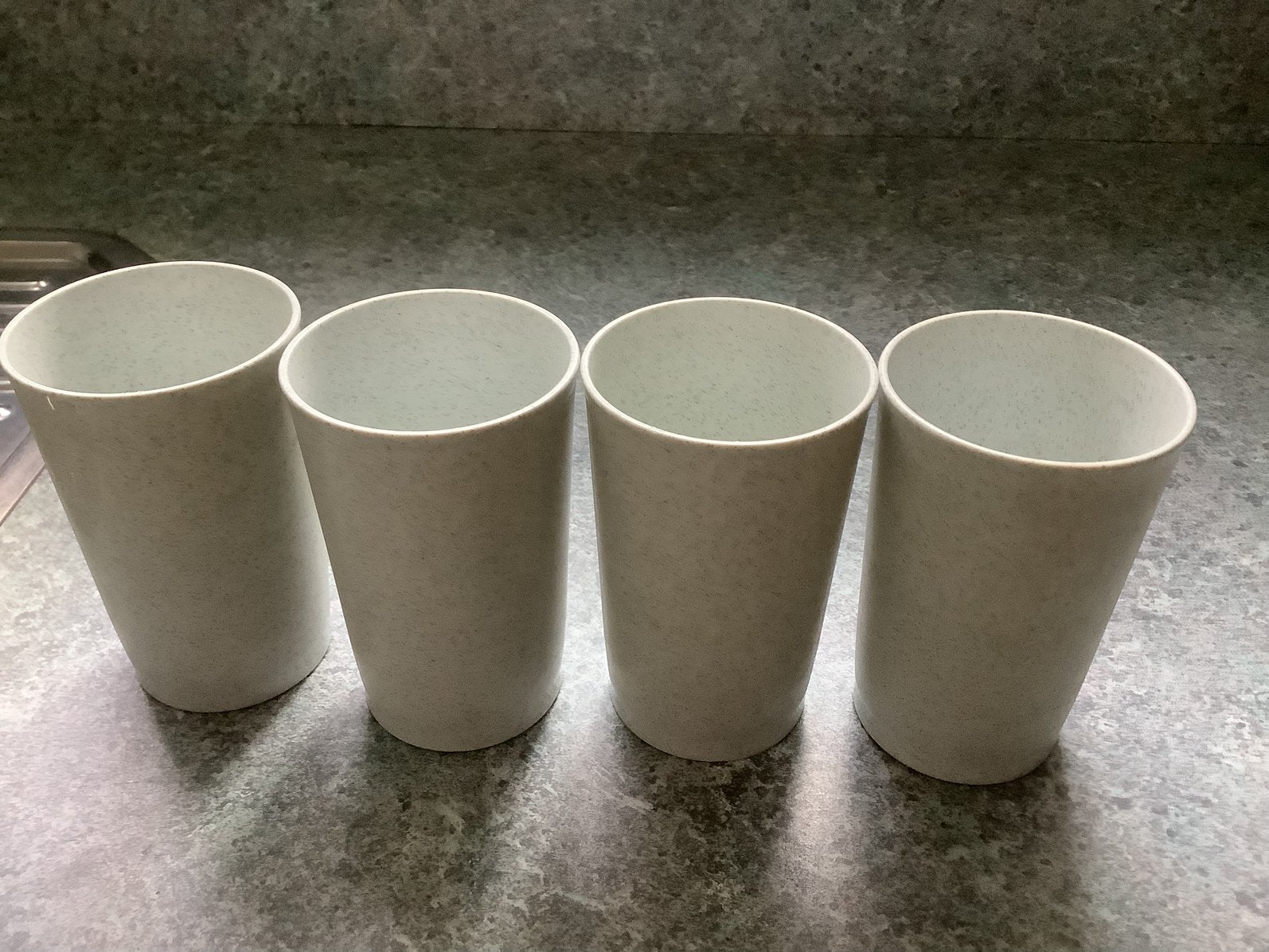 Tupperware bekers, Huis en Inrichting, Ophalen of Verzenden, Zo goed als nieuw, Beker of Kan