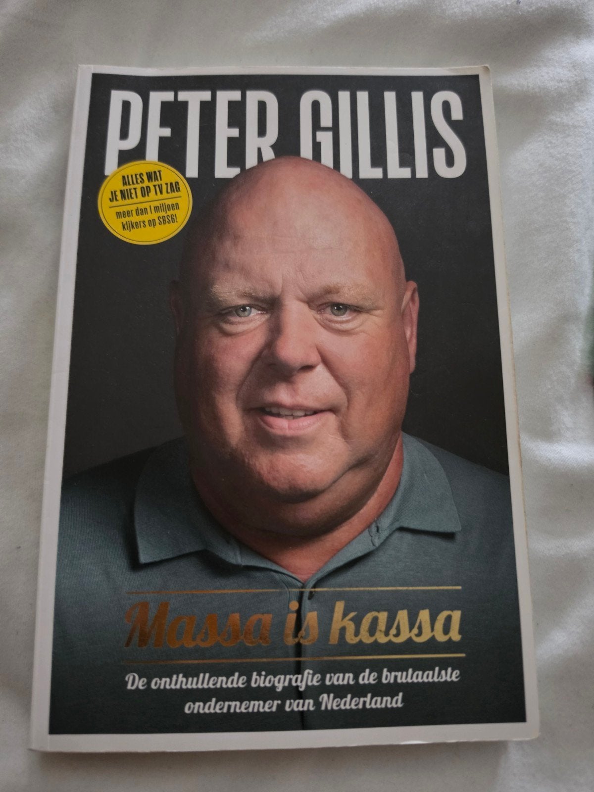 Peter Gillis: Massa is kassa - De onthullende biografie, Ophalen of Verzenden, Zo goed als nieuw, Mark Koster, Overige
