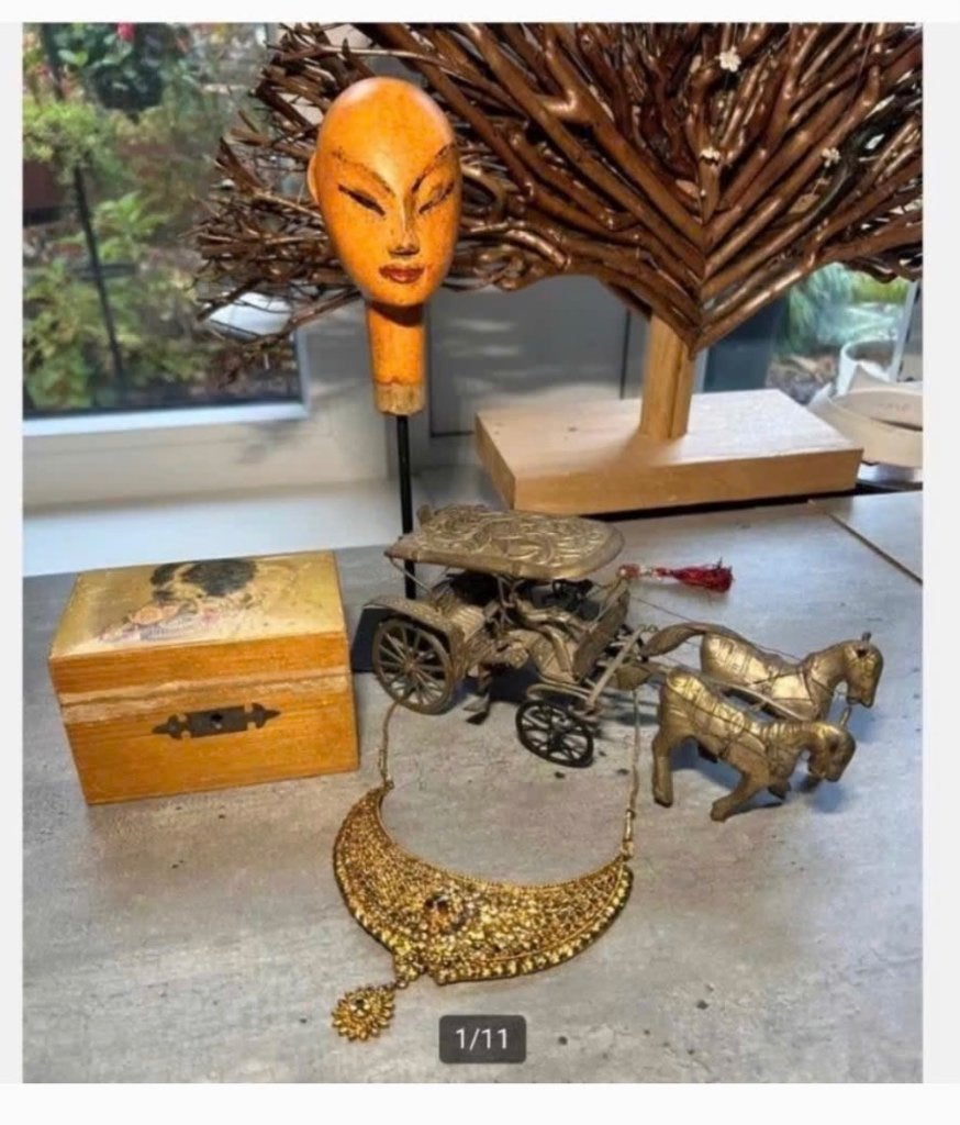 4 x antieke Indonesische items: Koets Hoofd Ketting Kistje, Antiek en Kunst, Curiosa en Brocante, Ophalen of Verzenden