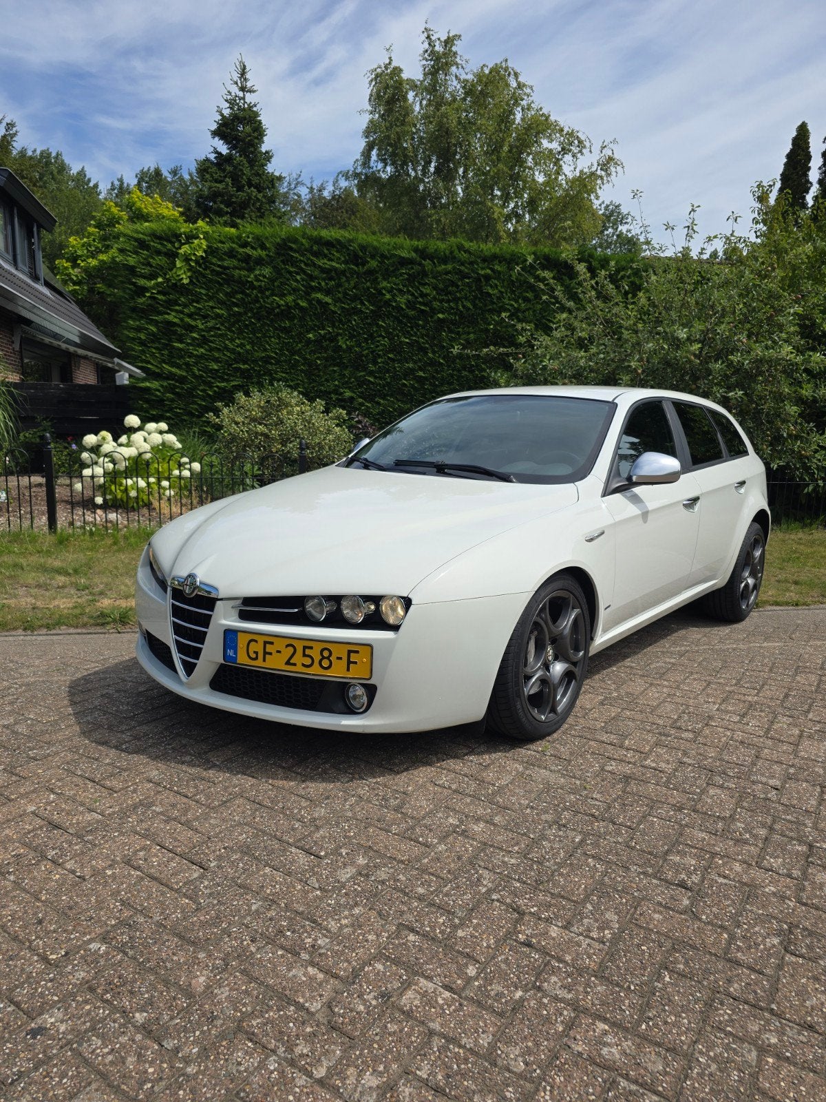 Alfa Romeo 159