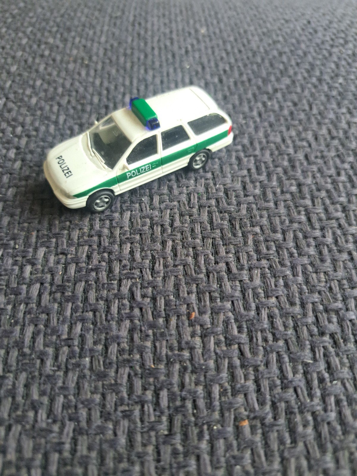 Rietze model ford mondeo ghia, Gebruikt, Auto, Rietze, Ophalen of Verzenden