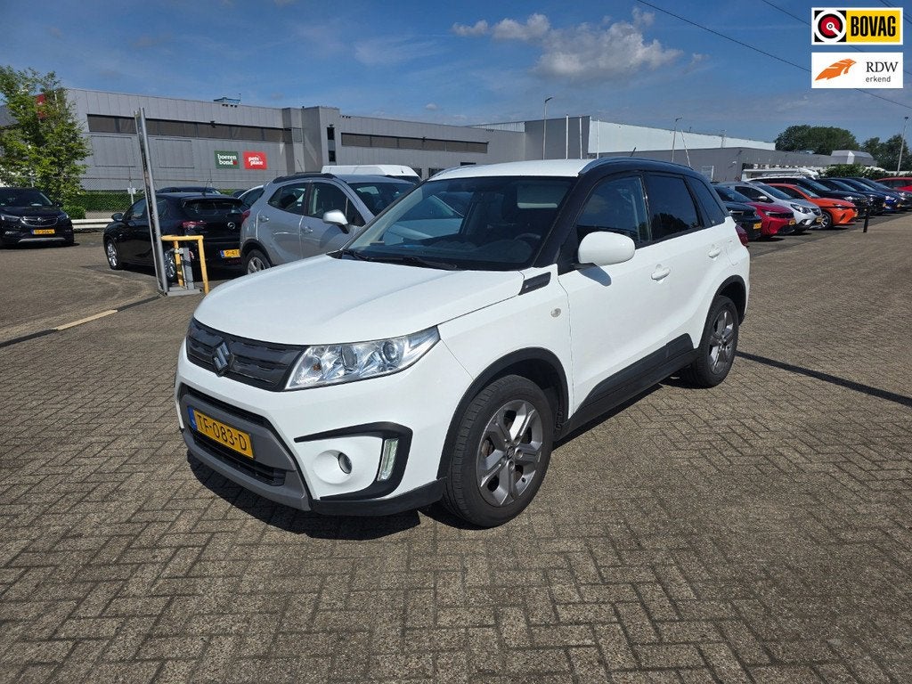 Suzuki Vitara 1.6 Exclusive, Airco, Camera dealer auto, Auto's, Stof, Euro 6, 4 cilinders, 400 kg