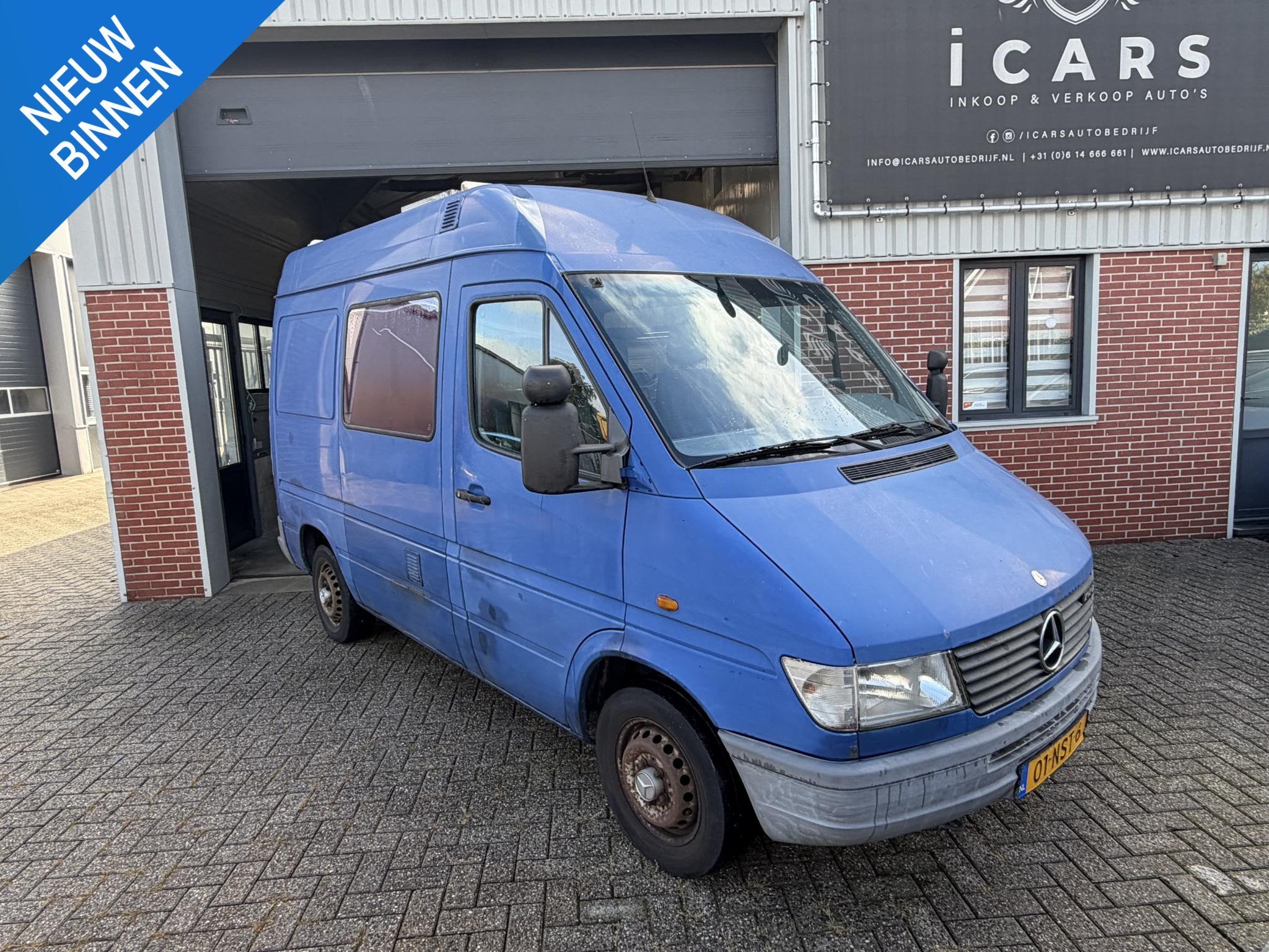 Mercedes-Benz Sprinter 212 D hoog Camper 2 pers bed zonnepan, Auto's, Automaat, Gebruikt, Huisgarantie, Blauw
