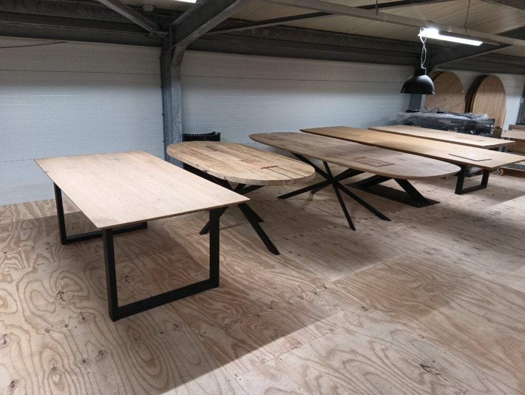outlet tafel tafels eettafel eettafels bladen blad, Eikenhout, 200 cm of meer, Zo goed als nieuw, Rechthoekig