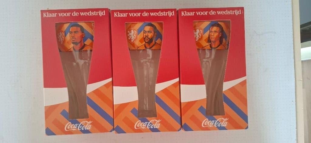 Te koop 3 wk cola glazen, Verzamelen, Ophalen of Verzenden, Nieuw, Frisdrankglas