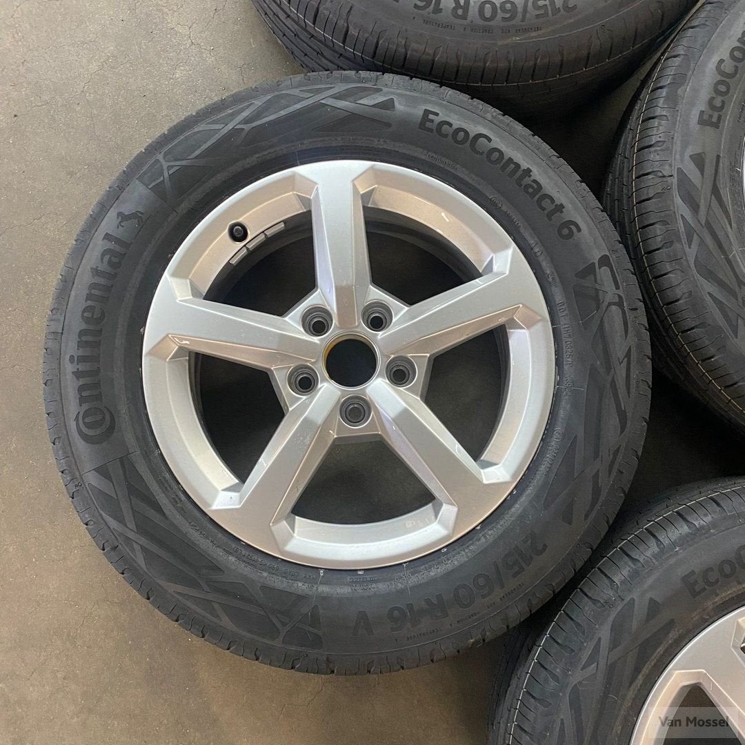 Audi Q2 Continental Eco Contact 6 215/60/R16 95V REEDIJK, -, Banden en Velgen, Ophalen of Verzenden, Zomerbanden