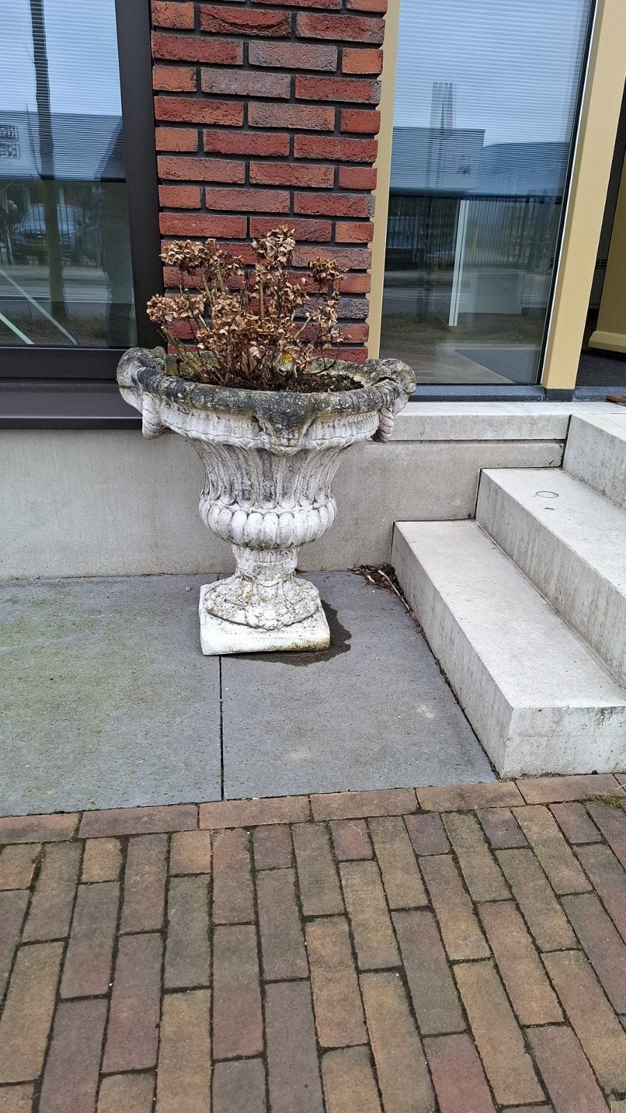 Italiaanse stijl bloempot, Ophalen