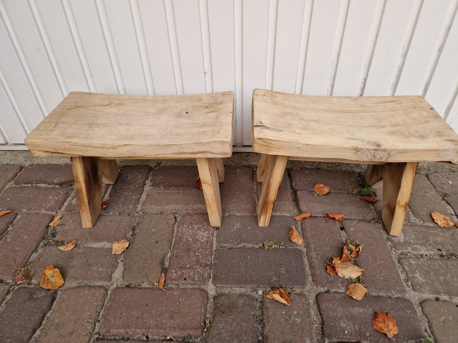 Set van 2 houten krukjes - rustiek en veelzijdig, Huis en Inrichting, Krukjes, Ophalen