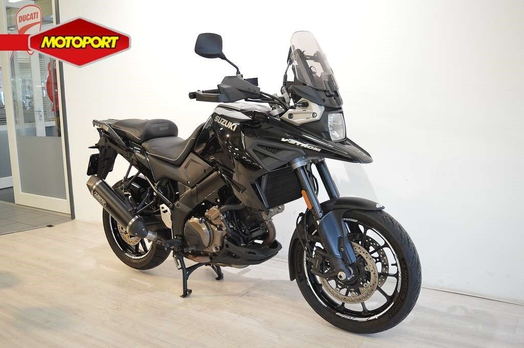 Suzuki DL 1050 V-STROM (bj 2022), Lange Dreef 12
4131NH  Vianen, NL, Suzuki, Klantenservice@suzuki.nl, Toermotor