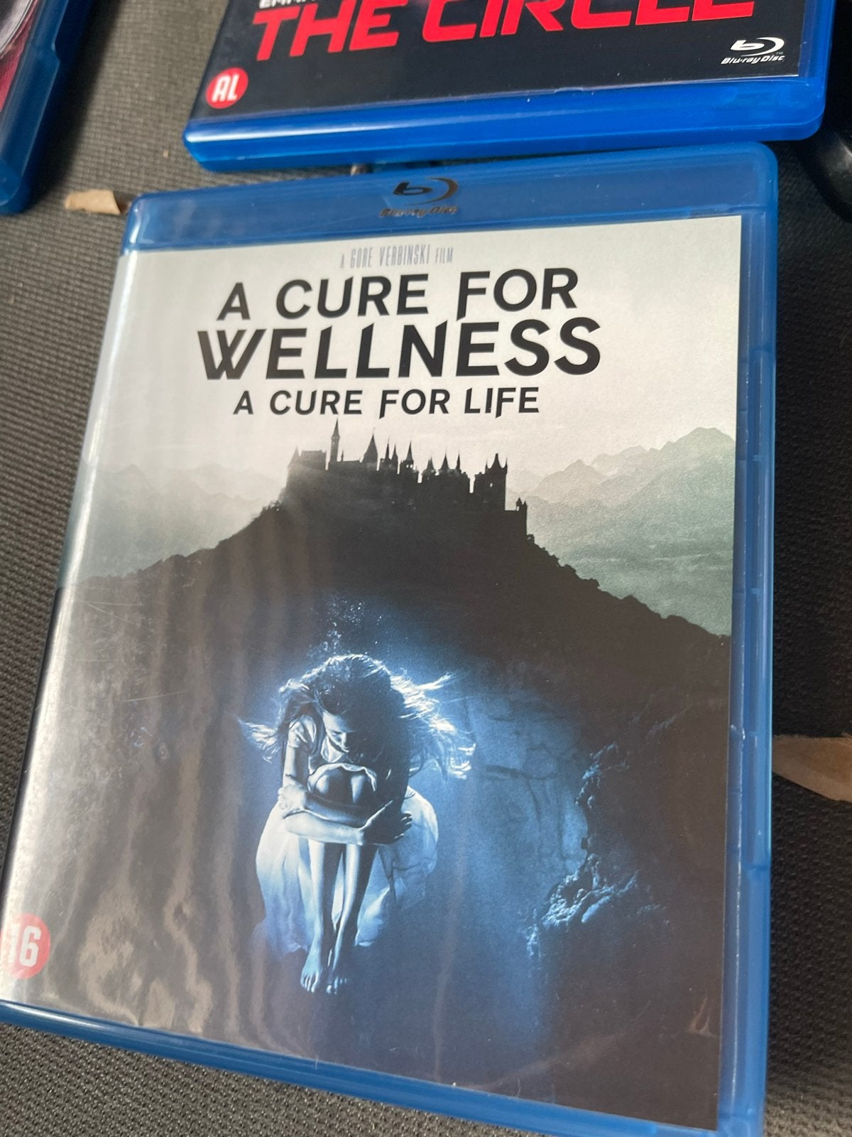 A Cure for Wellness Blu-ray - Spannende thriller, Vanaf 16 jaar, Nederlands, Ophalen of Verzenden, Zo goed als nieuw