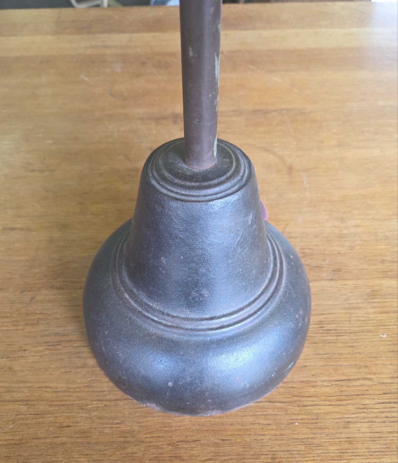 antieke zware handbel, Ophalen of Verzenden