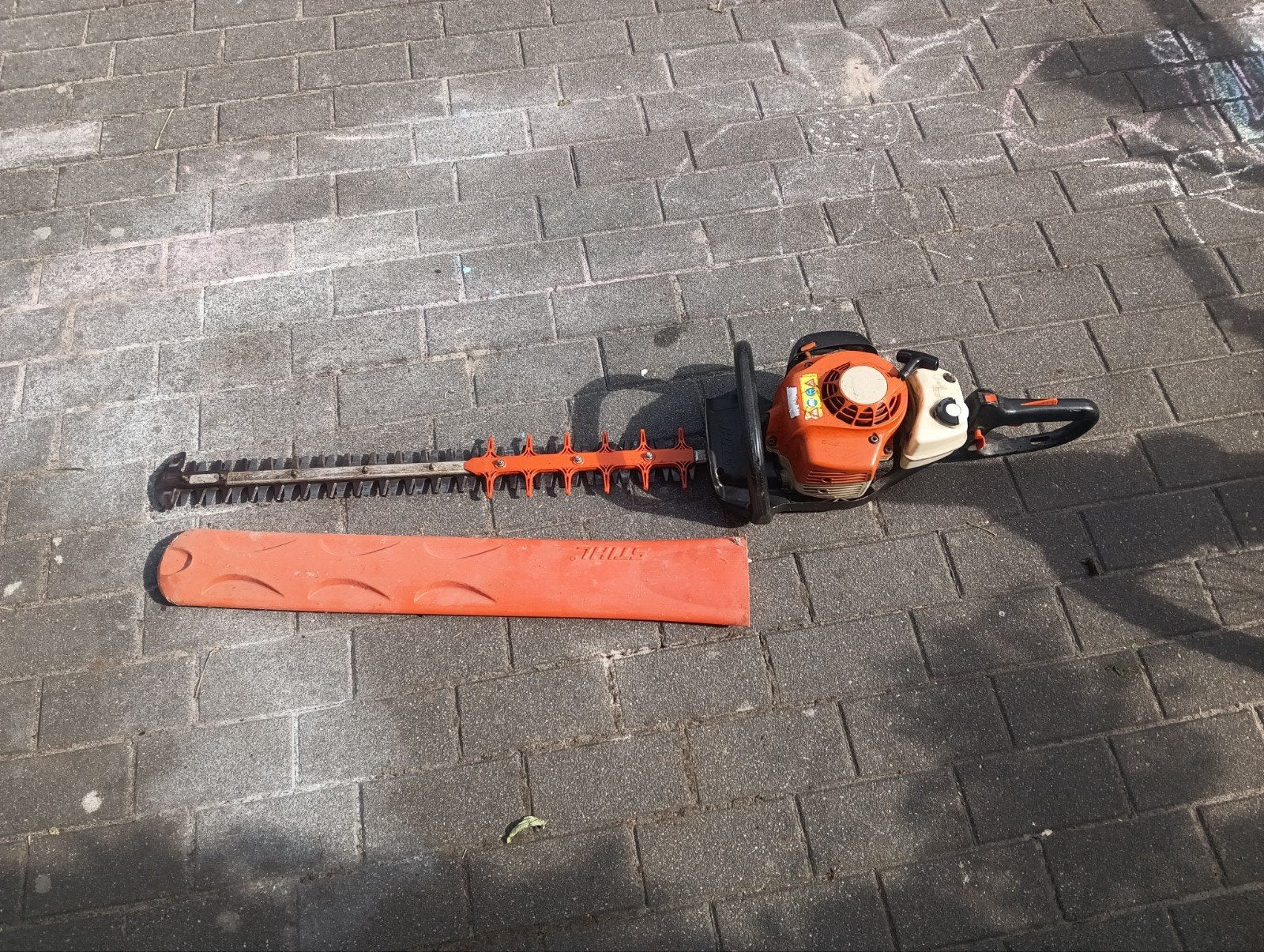 Stihl heggeschaar met 80cm blad, Ophalen, Gebruikt, Benzine, Stihl