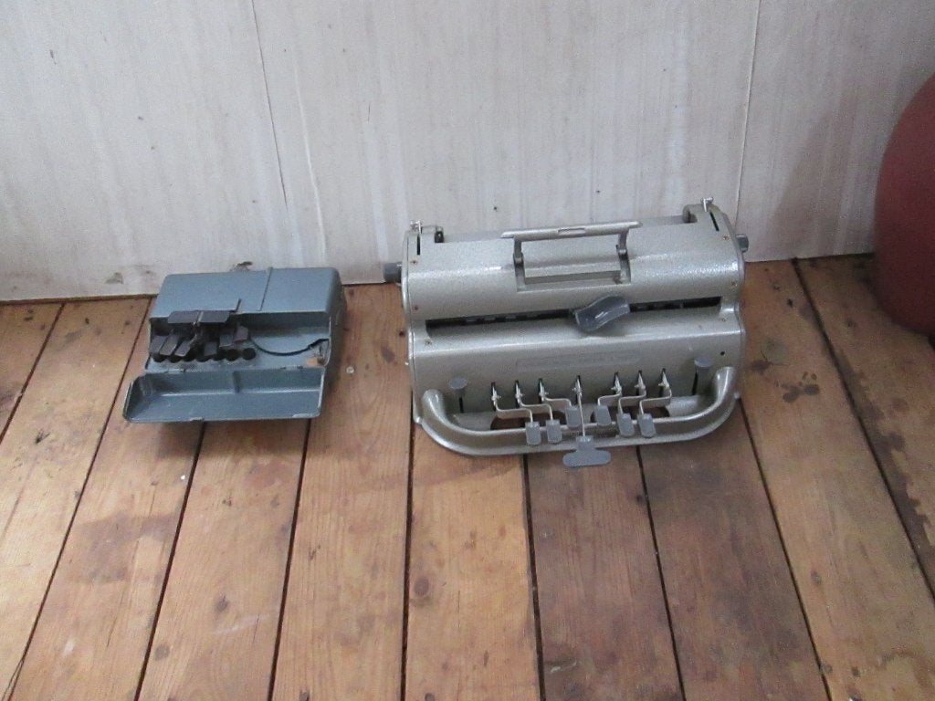 2 type machines voorblinden samen 25euro, Ophalen, Gebruikt