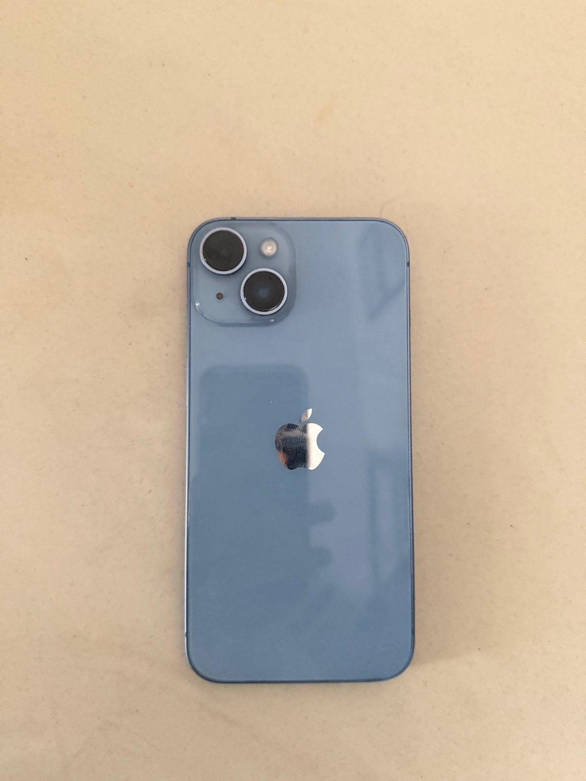 Foto 2 van Apple iPhone 14 Blauw 128GB - Zo goed als nieuw