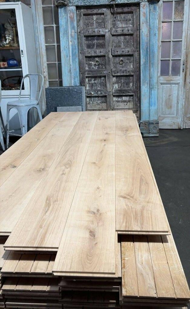 130m2 Massieve Frans Eiken vloerdelen 200mm breed, Ophalen of Verzenden, Nieuw, Minder dan 10 m², Parket