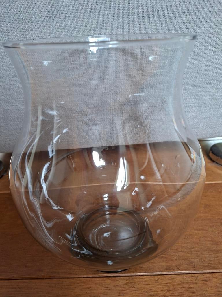 Bolle glazen vaas, Ophalen of Verzenden, Overige kleuren, Glas