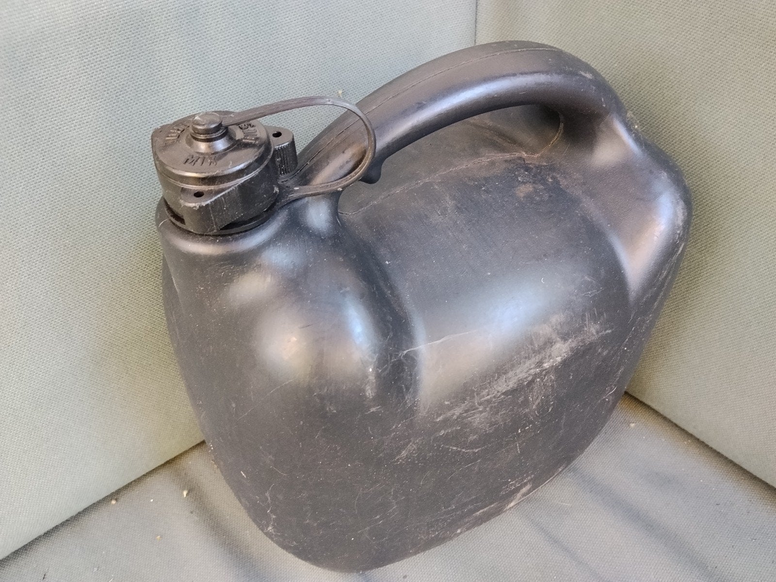 10 liter jerrycan benzine, Ophalen of Verzenden