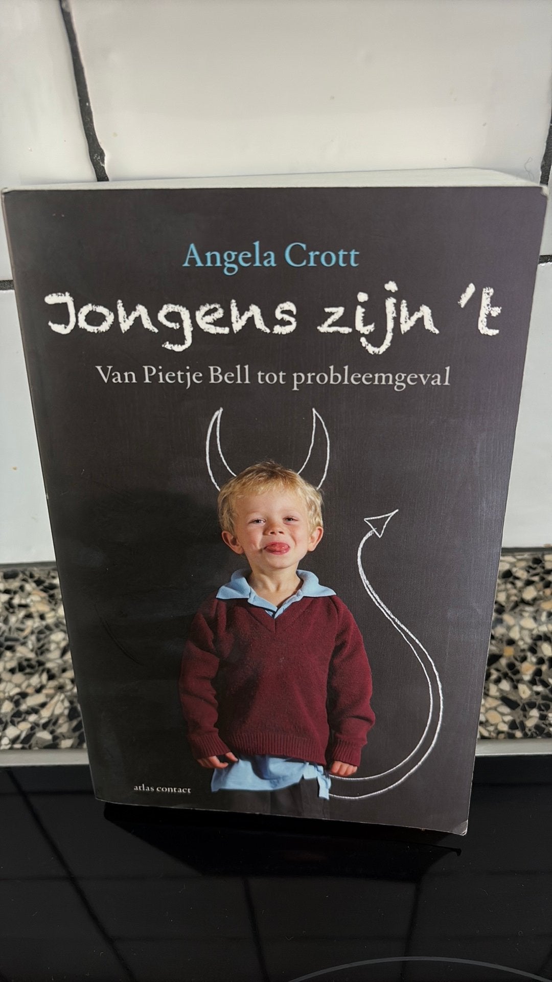Angela Crott - Jongens zijn 't, Ophalen of Verzenden, Zo goed als nieuw, Angela Crott