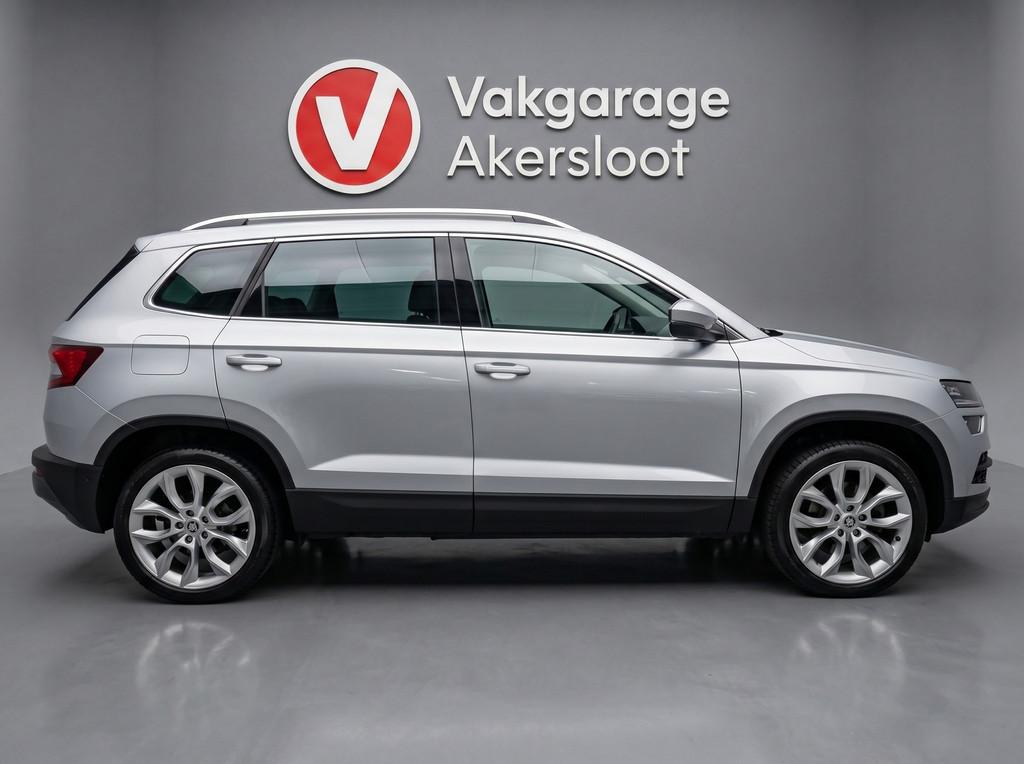 Skoda Karoq 1.0 TSI Style Business / Automaat / Parkeersenso, Auto's, Skoda, Stof, Gebruikt, 1261 kg, 116 pk