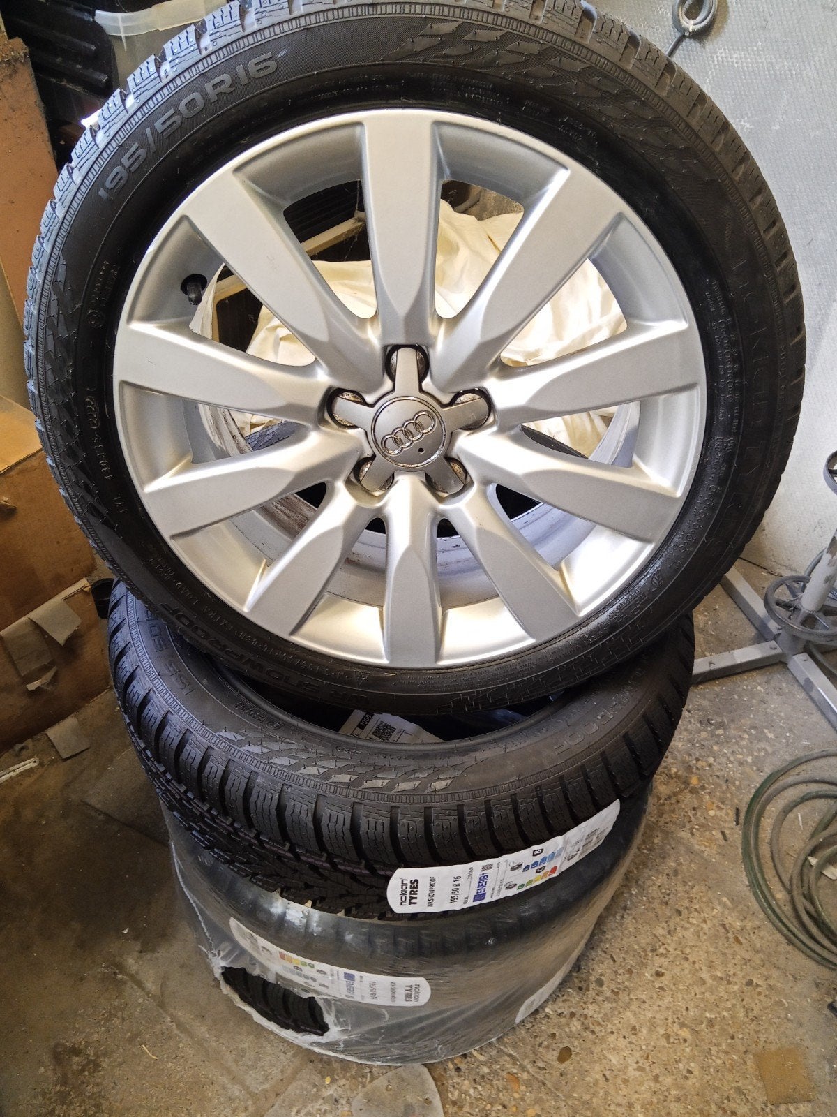 Winterset OEM audi a1, NIEUW NOKIAN, polo fabia ibiza 5x100, Auto-onderdelen, Ophalen, 16 inch, Banden en Velgen, Nieuw