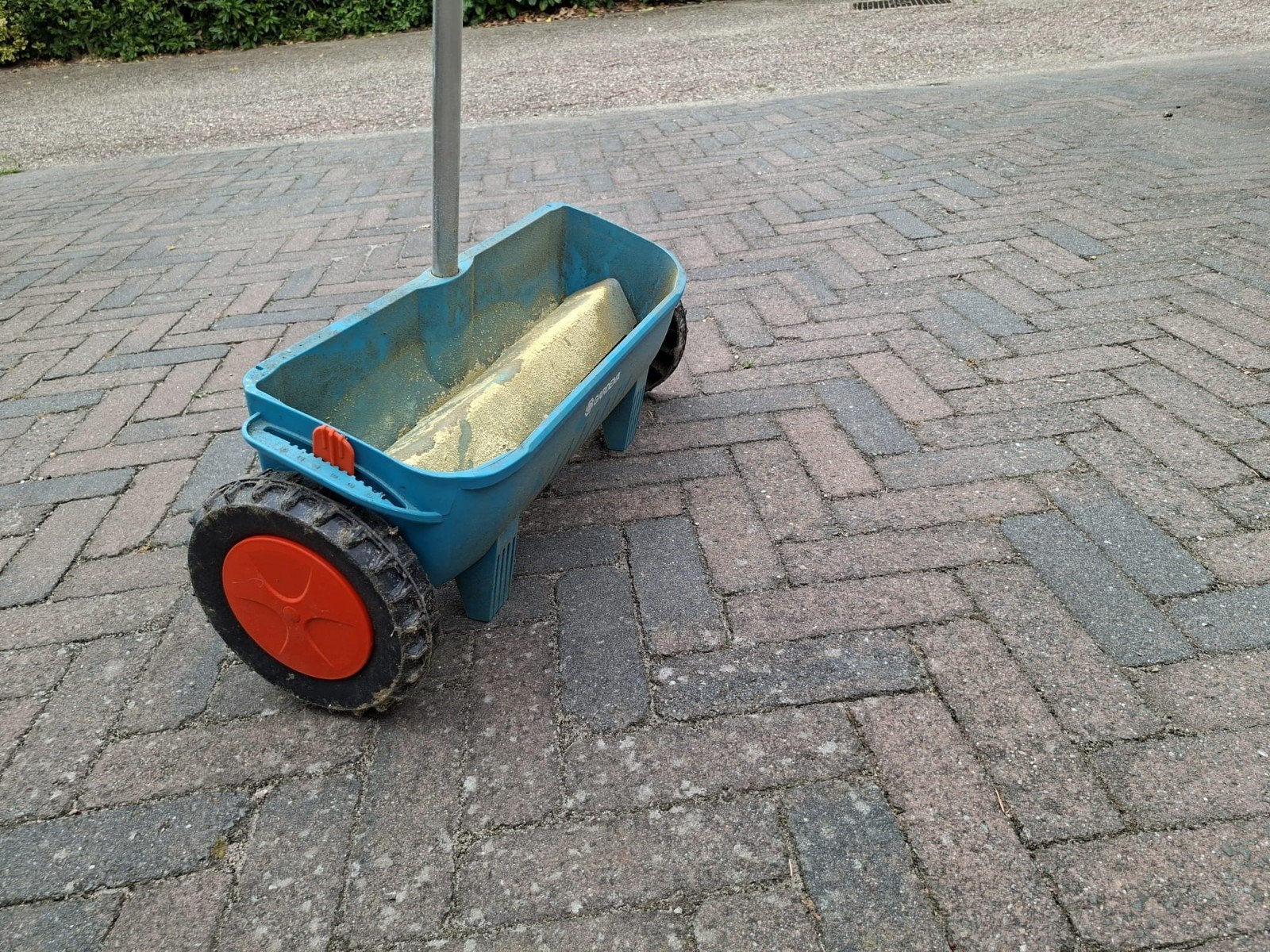 Gardena Kunstmest Kalk Verspreider Handstrooier Duwstrooier, Ophalen, Gebruikt