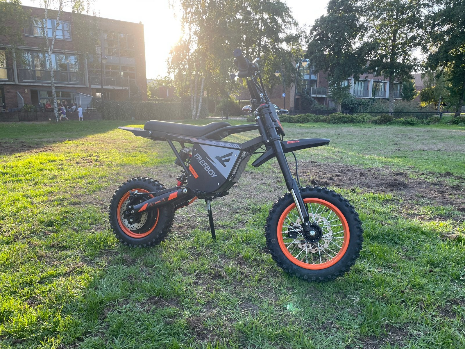 Freeboy Y66 elektrische crossmotor, Zo goed als nieuw